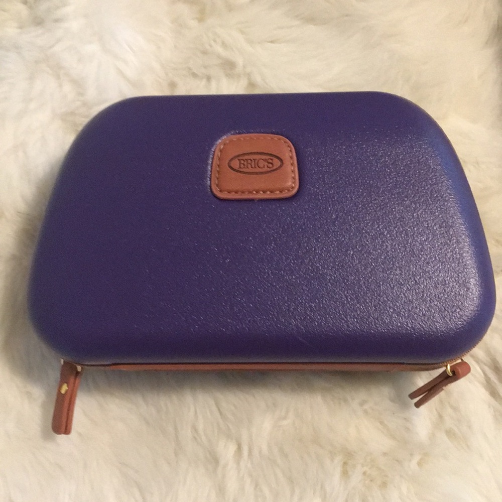 BRICs travel hard accessory case